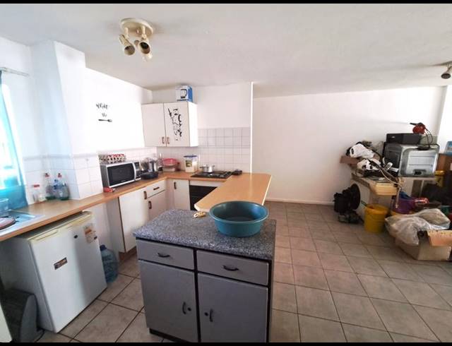 2 BEDROOM APARTMENT FOR SALE IN DIE HOEWES